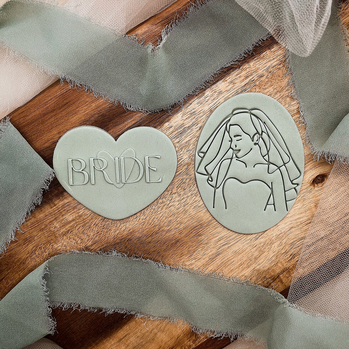 BRIDE IN PORTRAIT PRESS STAMP